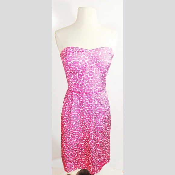 LOFT Dresses & Skirts - ❤Loft Pink and White Floral Strapless Dress sz 4
